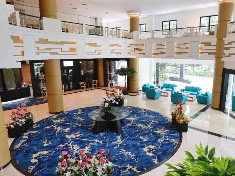 Vue Palace, Artotel Curated Hotel
